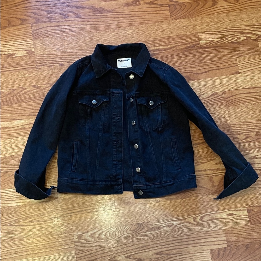 Old Navy Women’s Black Demin jacket, medium